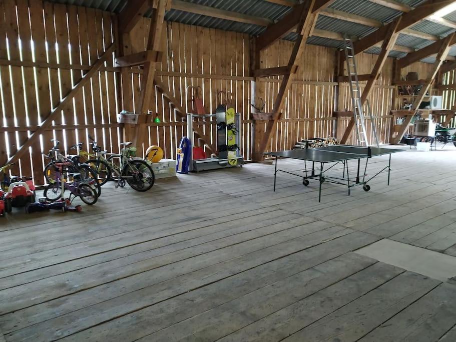 Upcycling Appartement Fischl - Nachhaltig Und Kreativ Wohnen Fuer Gross Und Klein Jenbach Buitenkant foto